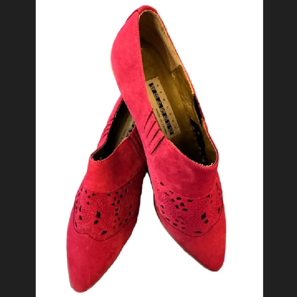 Ladies 'N Y Transit' Pink Flat/S Heel Shoes Size 8 1/2 M